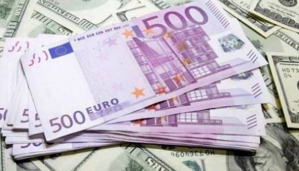 Dolar 4,80 TL!
